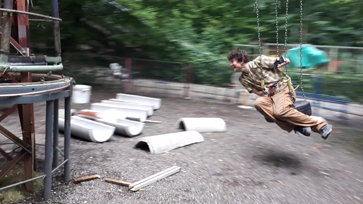 OK, I'm somewhat exaggerating since it's not spinning all that fast, but it was still quite a thrill to be a test rider on the human powered tire swing while Bruno and crew were trying to get a new drive linkage worked out.