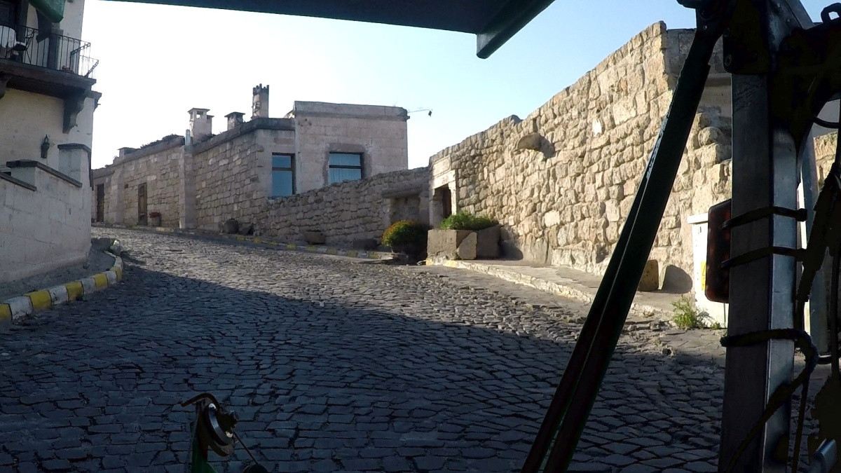 The descent into Goroem was the bumpiest cobblestones we'd been on, but our eyesr were transfixed on the ancitent buildings and rock structures.